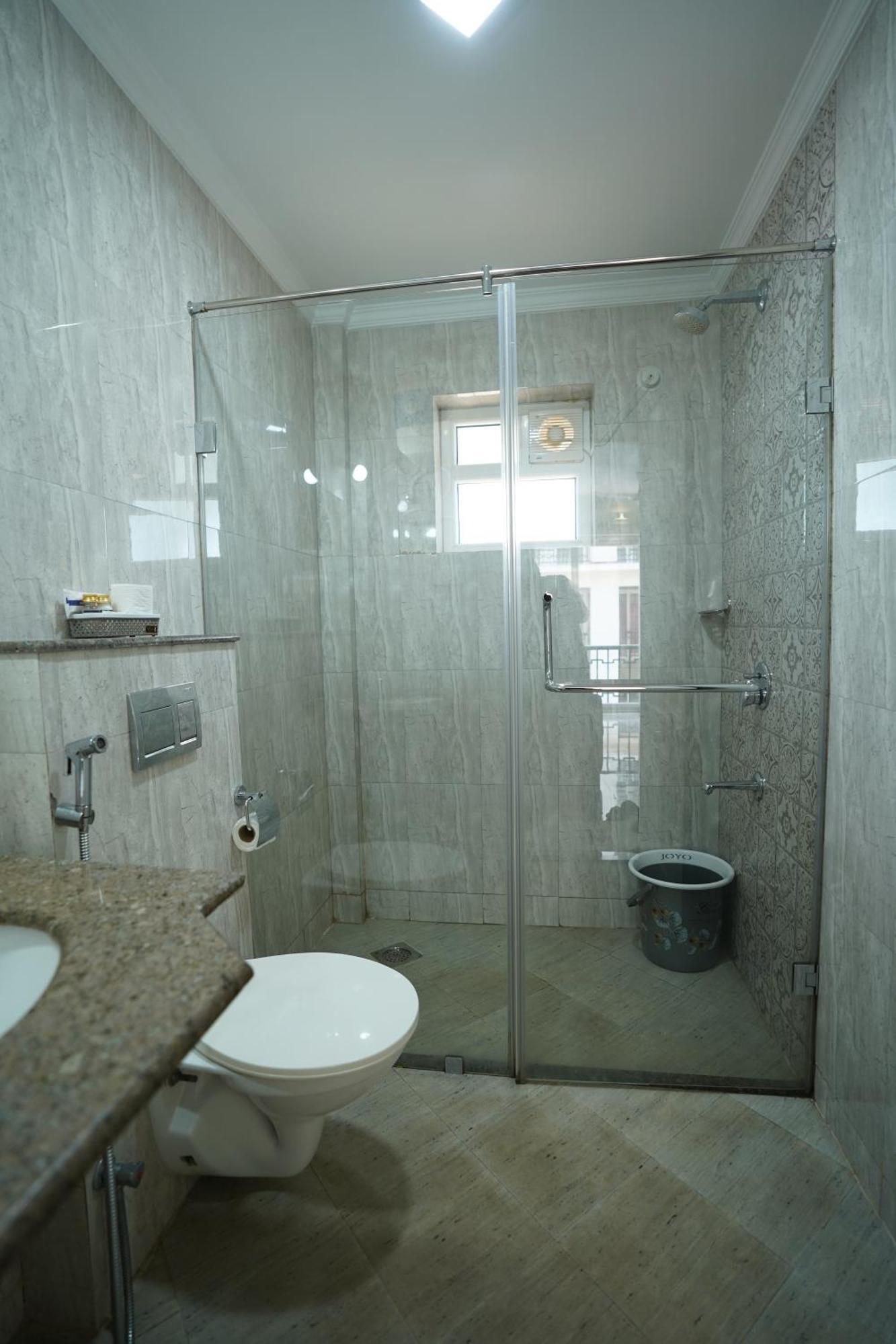เบลลาโจ เรซิเดนเชีย เซอร์วิซ อพาร์ตเมนต์ Apartment กาลังกูติ ภายนอก รูปภาพ